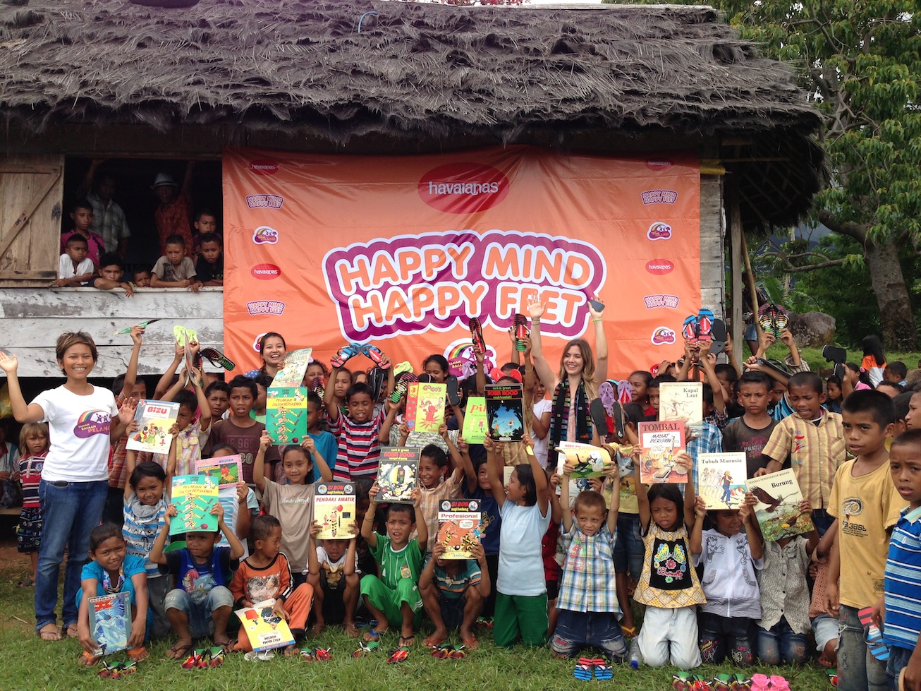 1,500 Pairs of Sandals & Hundreds of Books from Havaianas