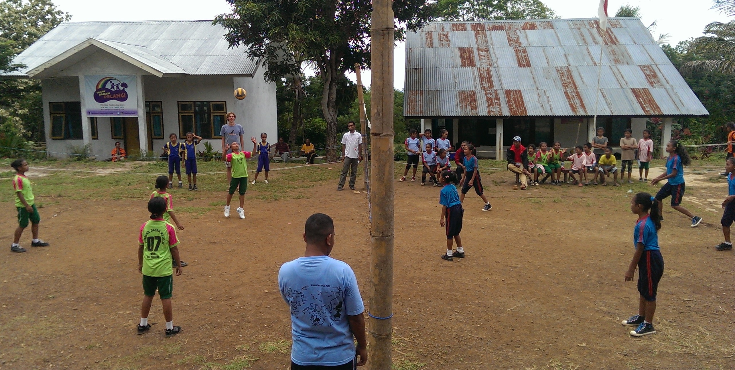 Volunteer’s Diary: Our self organised, incredible and absolutely mind blowing volleyball-tournament