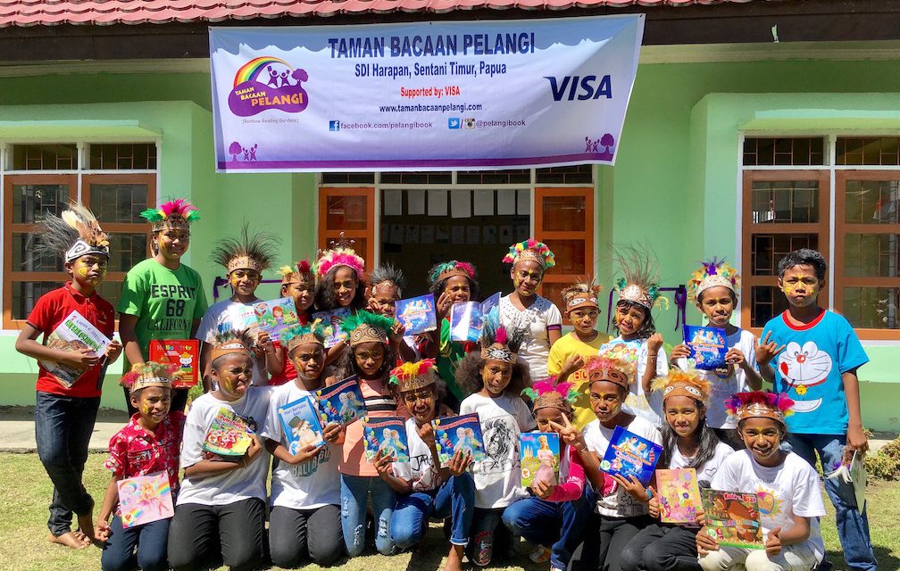 Perpustakaan TB Pelangi ke-57 di SDI Harapan, Sentani, Papua Bekerjasama dengan VISA