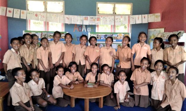 Siswa Relawan : “Bu… tolong jangan pecat saya.”