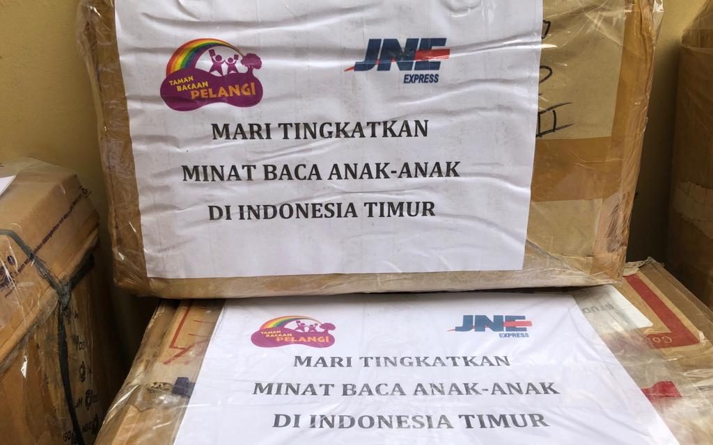 Pengiriman Buku ke Atambua Bersama JNE