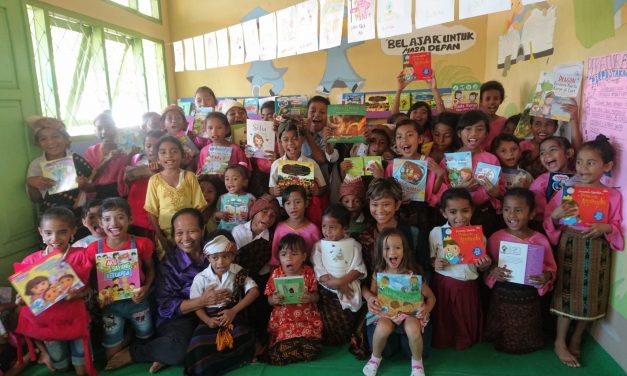 KOMUNITAS KECIL, KOMUNITAS KOMPAK: INAGURASI PERPUSTAKAAN #TBPELANGI KE-95 DI SDK NANGAKEO, ENDE, ENDE DISTRICT