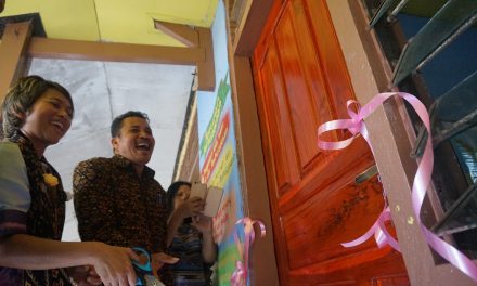 Inauguration of the 91st Rainbow Reading Gardens Library at SDK Puubheto, Ende, NTT