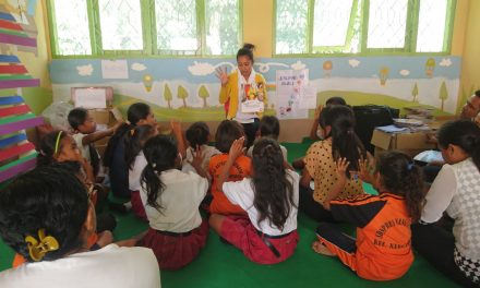 Orientasi Jam Kunjung Perpustakaan : Belajar Menjadi Kanak-kanak.