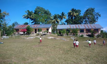 SCHOOL SELECTION IN SUMBA BARAT DAYA: IMPLEMENTING THE SUSTAINABILITY KEYS OF RAINBOW READING GARDENS