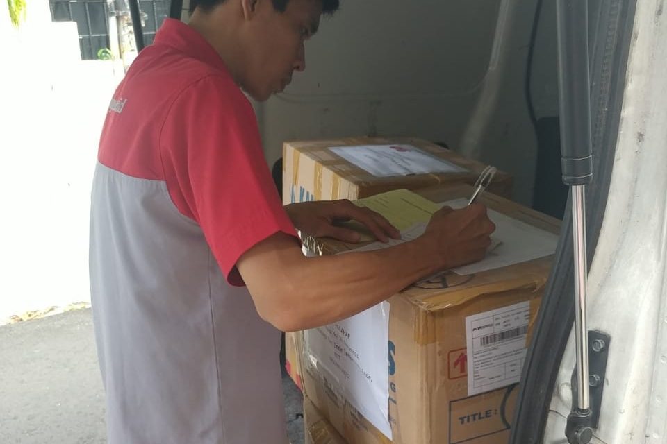 Book Delivery to Ende with JNE