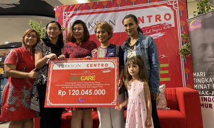 Donation from Parkson Centro for One Library in Nagekeo