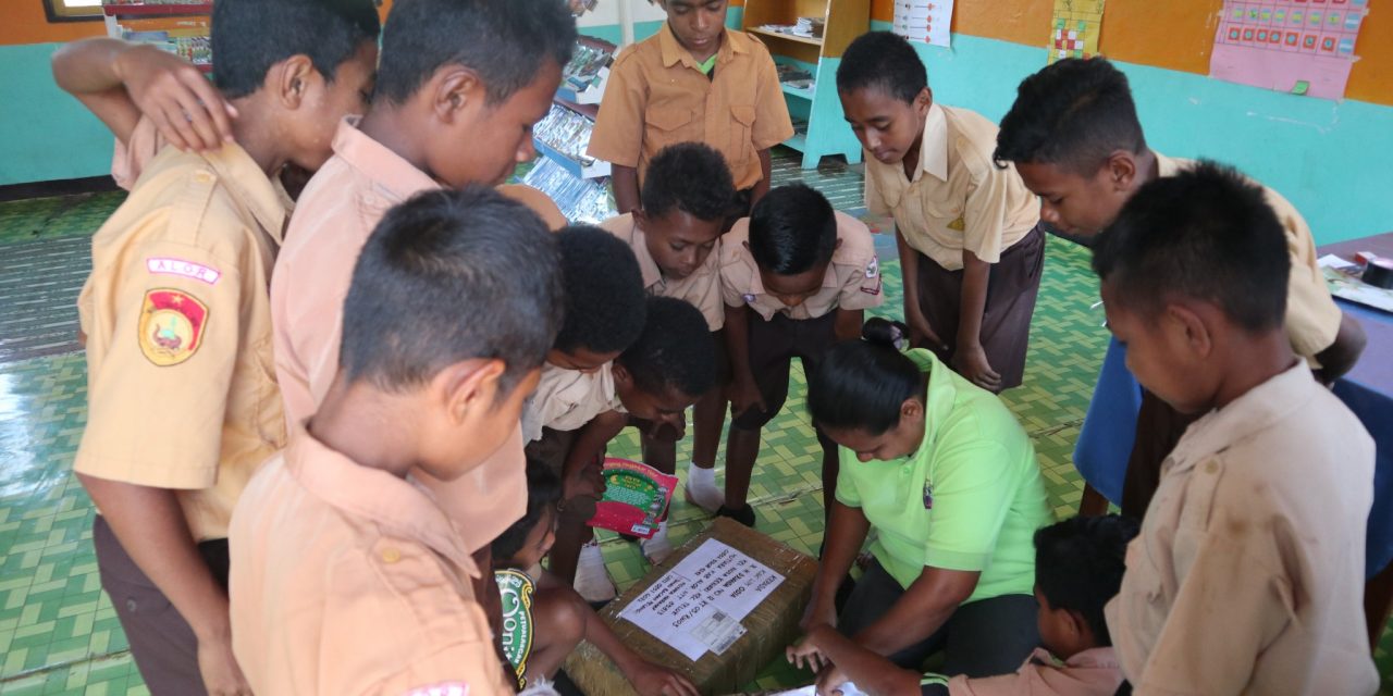 BUKU BARU UNTUK ANAK-ANAK ATVOI, ALOR