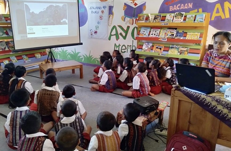 How Technology Transforms The Love of Book Among the Children in Ende