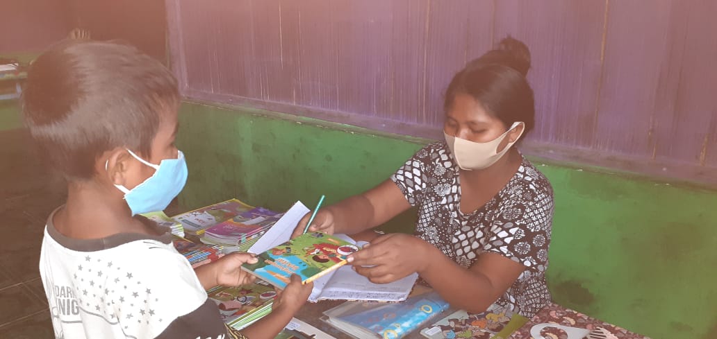 Peran pustakawati dalam menyediakan akses baca untuk anak-anak sekolah mitra tbp selama masa BDR