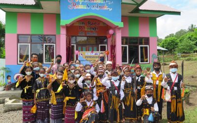 Peresmian Perpustakaan Ramah anak taman bacaan pelangi yang ke-136 di SDI Wudu, Kabupaten Nagekeo,NTT.