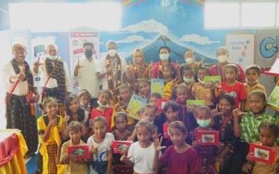 Peresmian Perpustakaan Ramah Anak Taman Bacaan Pelangi yang ke – 142 di SDK Wolopogo, Kab. Nagekeo, NTT.