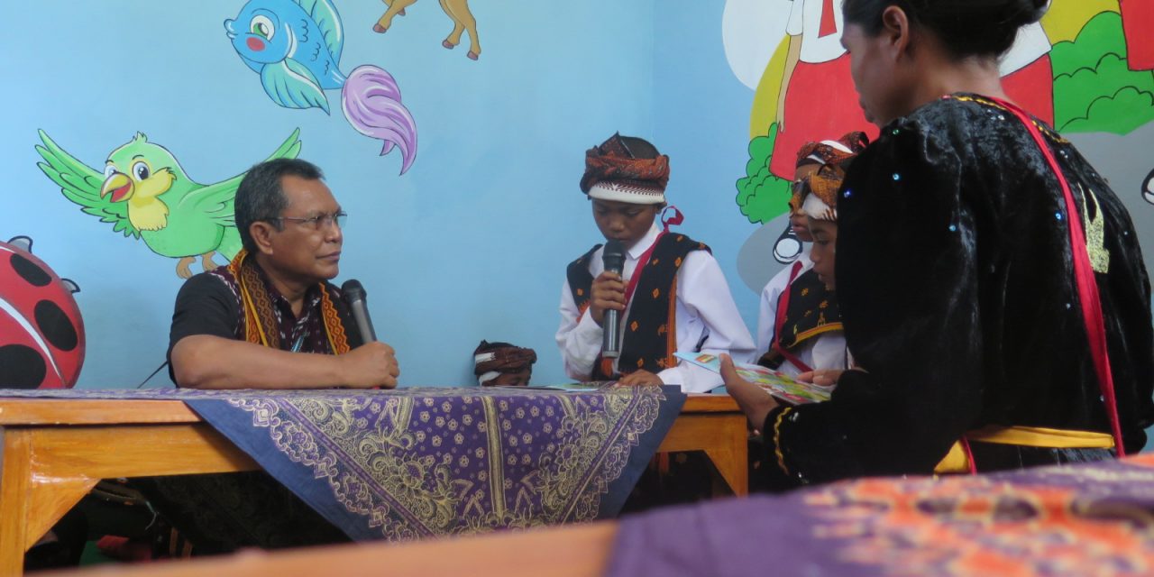 Bupati Don Bosco Do Mengajak anak-anak berkeliling Dunia dan Alam semesta Saat Peresmian Perpustakaan Ramah Anak TBP ke- 166.