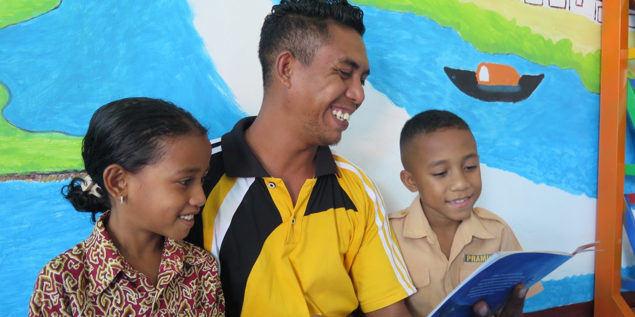 A Story of Mr Arto, A Librarian and Literacy Activator from Padhapae School