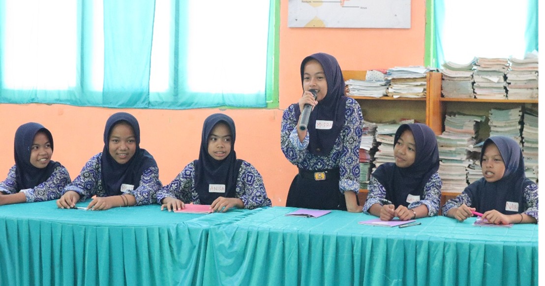 Empowered Girls: The First Girl Empowerment Class in Buton, Kalukku, and Bambangan